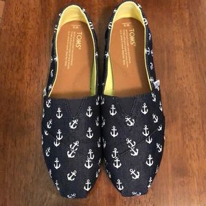 Anchor TOMS size 9